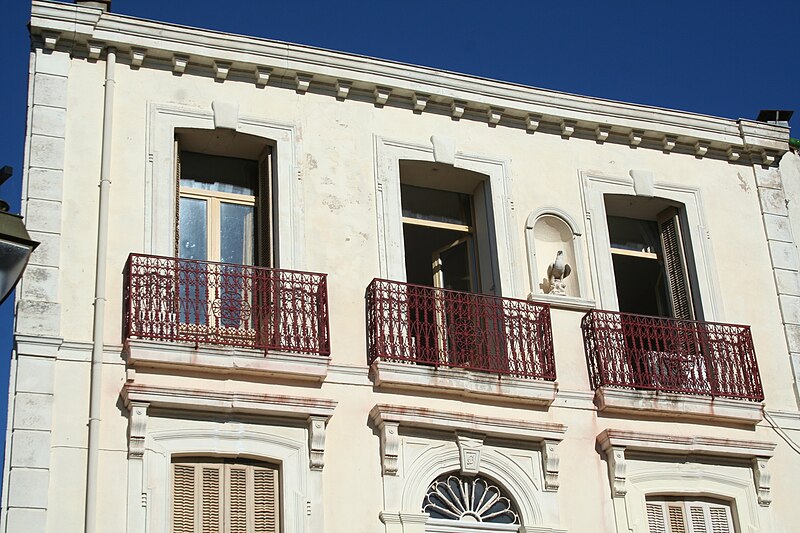 File:Thézan-les-Béziers maison 3.JPG