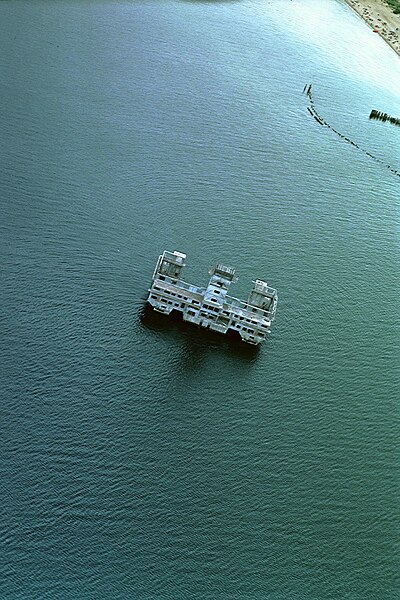 File:Torpedownia, Babie Doly (zdjęcie lotnicze, 2007).jpg