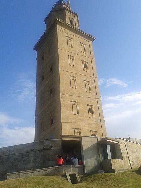 File:Torre de Hercules 2.jpg