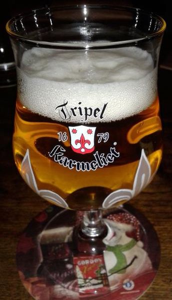 File:Tripel Karmeliet (glass).jpg