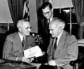 Israelin presidentti Chaim Weizman presidentti Harry S. Trumanin kanssa Valkoisessa talossa vuonna 1948