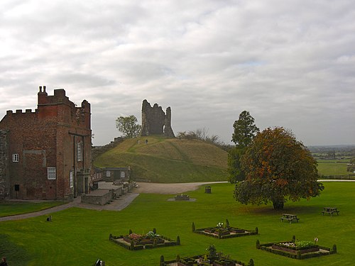 Tutbury Castle.jpg