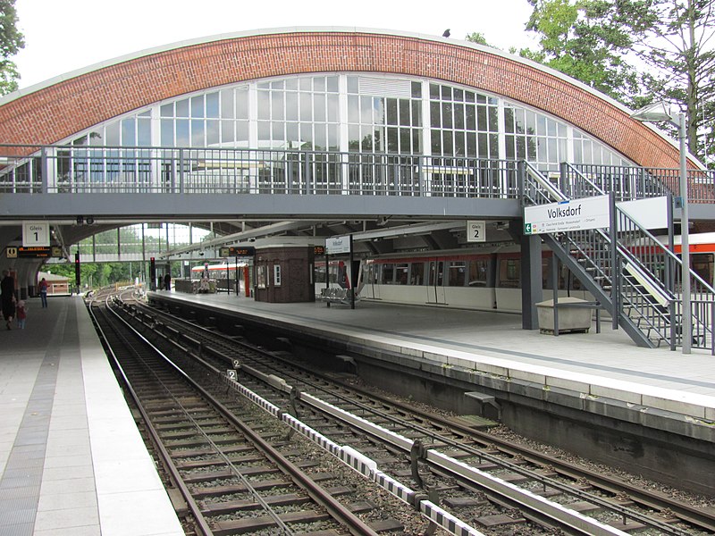 File:U-Bahnhof Volksdorf 4.jpg