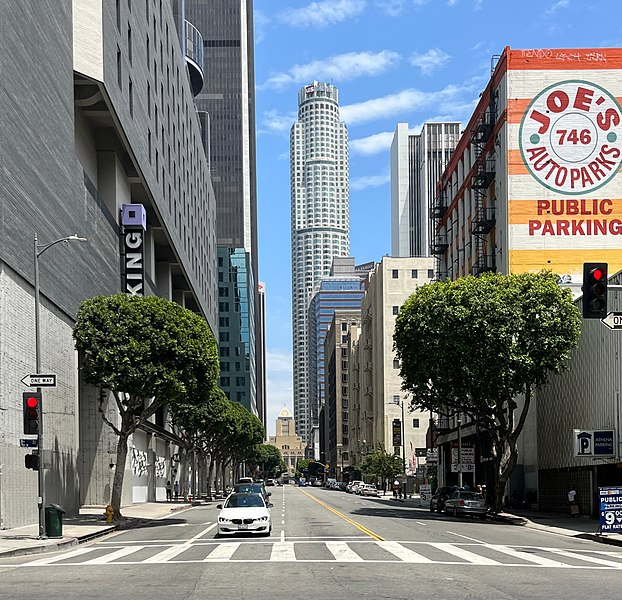 File:U.S. Bank Tower and 7th Street (Los Angeles) July 2022.JPG