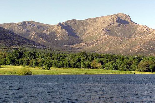 The mountains "Bola del Mundo" (left) and "La Maliciosa" (right), and La Barranca valley between them