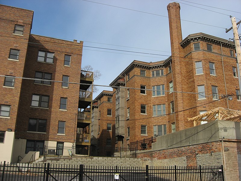 File:Verona Apartments in Cincinnati.jpg