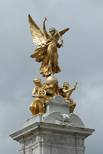 File:Victoria-Monument-Gray-Sky.jpg