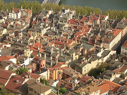 How to get to Vieux Lyon with public transit - About the place