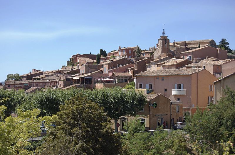 File:Village de Roussillon, Vaucluse, France - panoramio.jpg
