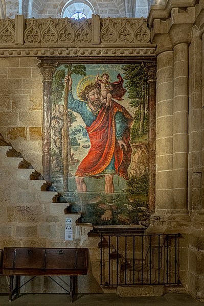 File:Zamora cathedral 2021 - St Christopher.jpg