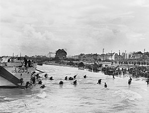 'Nan White' Beach, JUNO Area at Bernieres-sur-Mer.jpg