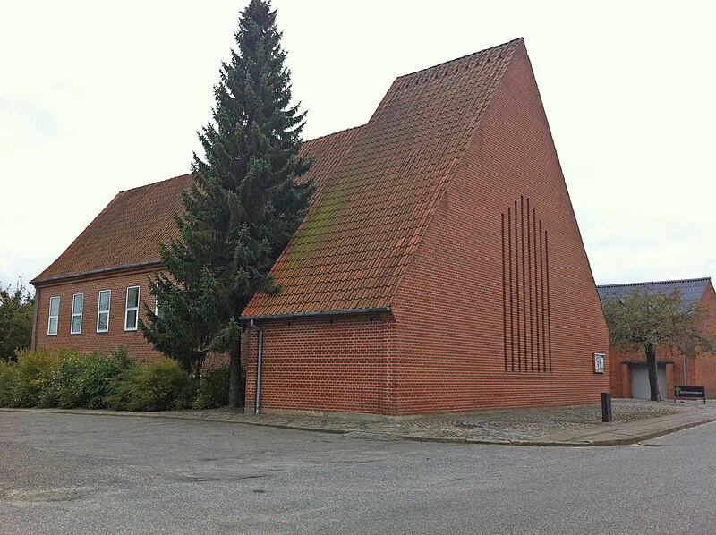 File:ØstervråAdventistkirken.jpg