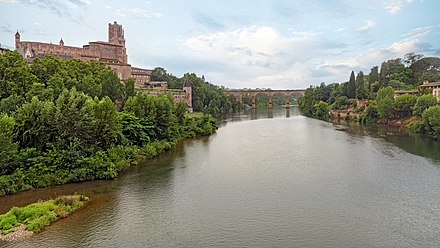 Tarn River in Albi seen from the old bridge to the west.