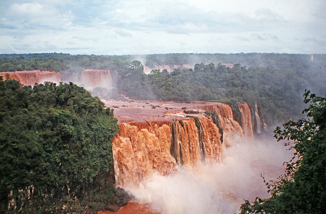 Rhaeadrau Iguazú