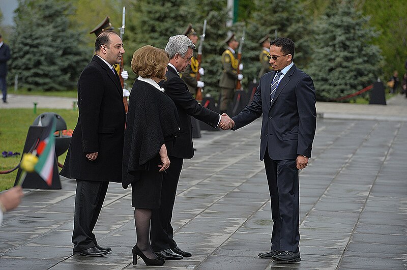 File:100th anniversary of Armenian Genocide in Tsitsernakaberd 49.jpg