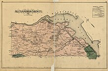 Karte mit der Aufschrift "Alexandria County" auf altem vergilbten Papier, mit dem Potomac River oben rechts