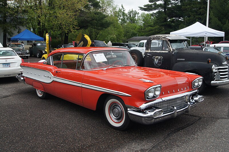 File:1958 Pontiac Super Chief (18104950645).jpg