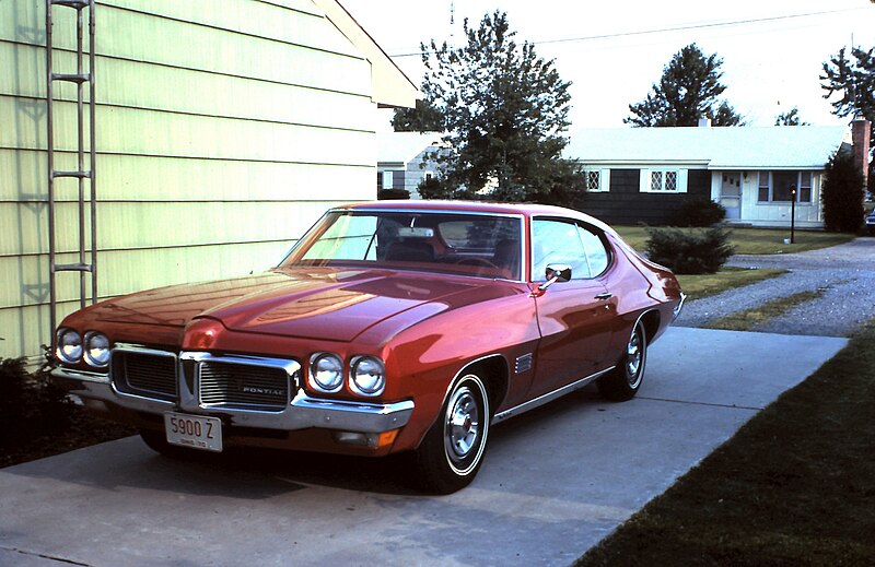 File:1970 Pontiac LeMans.jpg