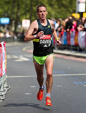 Andrew Davies (atletizm) makalesinin açıklayıcı görüntüsü