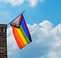 1.1 Een nieuwe regenboogvlag die nog meer inclusie wil uitdrukken.