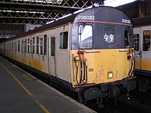 Class 205, no. 205032 at London Bridge on 15 August 2003, with a service to Uckfield. This unit is now preserved on the Caledonian Railway. 205032 at London Bridge.jpg
