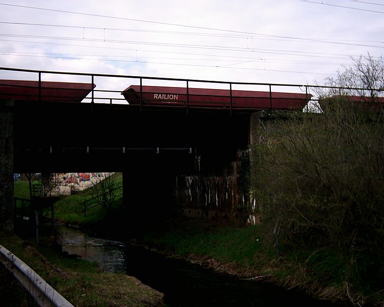 File:207-Eisenbahnring.JPG