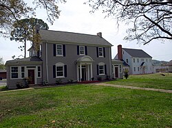 612-600 E. 11 St Anniston April 2014.jpg