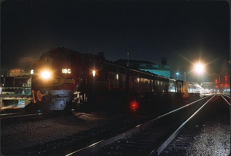 File:AT&SF 16C, a F3A with Train -15, the Texas Chief stopped at Joliet Union Station in April 1964 (22162033399).jpg