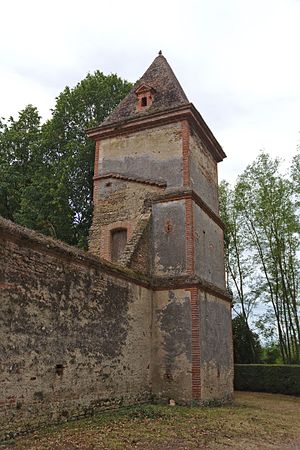 English: Old abbey of Boulbonne (Cintegabelle, France). Français : Ancienne abbaye de Boulbonne (Cintegabelle, France).