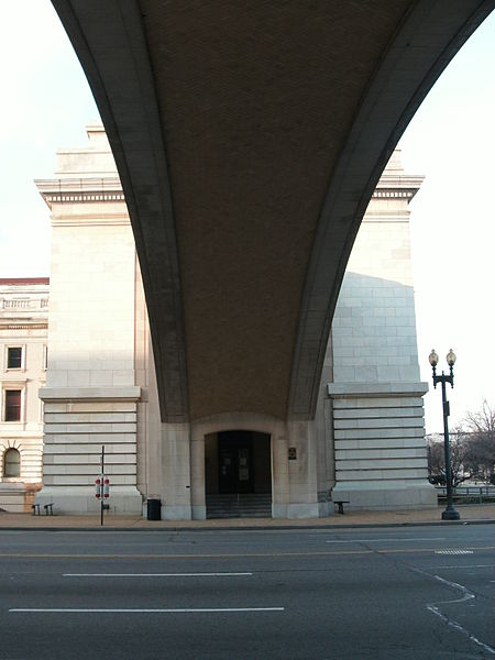 File:Agriculture South Building - bridge from below.JPG