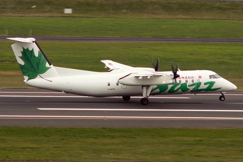 File:Air Canada Jazz Dash 8.jpg