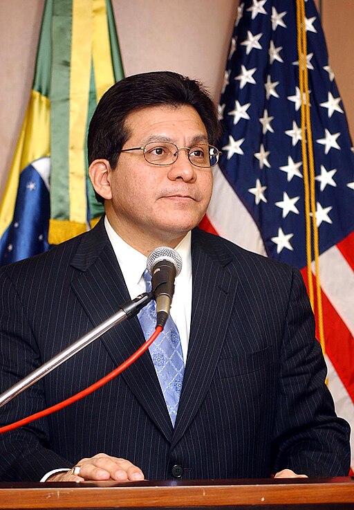 Alberto Gonzales takes the stand