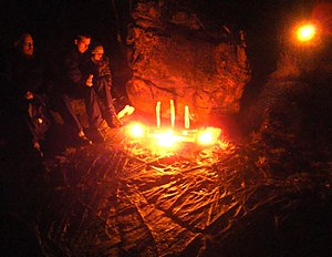 Samhain: Storia, Nel neopaganesimo, Usanze storiche