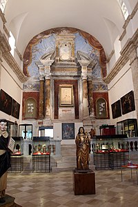 Alghero, Muzeul eparhial (ex-biserica a Rozariului) 02.jpg