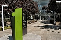 L'ingresso della sede principale Apple a Cupertino, California in via Infinite Loop 1