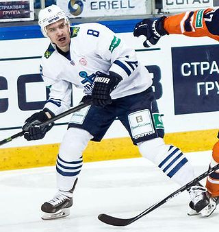 <span class="mw-page-title-main">Artyom Zemchyonok</span> Russian ice hockey player