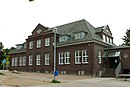 Bad Oldesloe - former administration building (school; cultural monument) .JPG