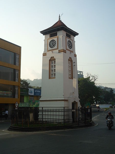 File:Badulla Clock Tower.JPG