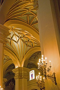 Basílica Catedral de Lima, Lima Photographer: JulioKuLu