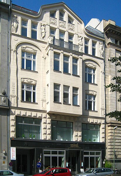 File:Berlin, Mitte, Mauerstrasse 76, Geschaeftshaus 03.jpg