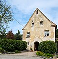 Deutsch: Ehemalige Klosterkirche des Frauenkonvents Weppach, 1781 fertiggestellt und geweiht. Das Kloster wurde von Franziskaner-Terziarinnen bewohnt, die aus den von der Kirche unerwünschten Beghinen hervorgegangen waren. Heute Privatbesitz. Bermatingen-Weppach, Bodenseekreis, Baden-Württemberg, Deutschland English: Church of the former beguine convent Weppach, Bermatingen-Weppach, Bodenseekreis, Baden-Württemberg, Germany