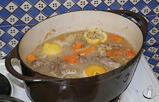 <span class="mw-page-title-main">Blanquette de veau</span> French veal ragout