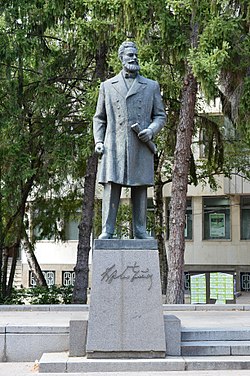 Botevgrad Hristo Botev monument.JPG