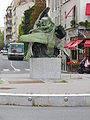 English: Statue on Place Denfert-Rochereau, in Boulogne-Billancourt, Hauts-de-Seine, France.