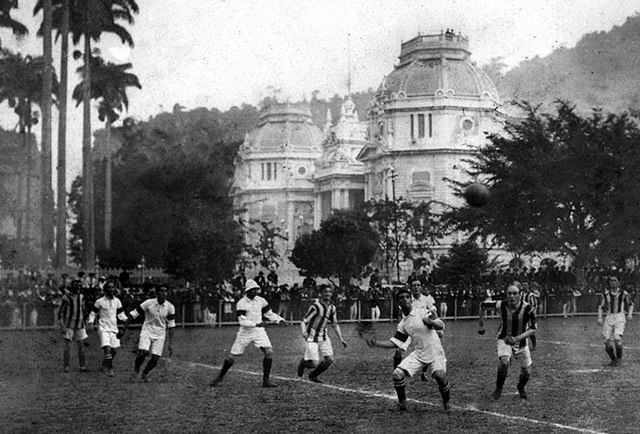 Brazil's first match at home against Exeter City in 1914