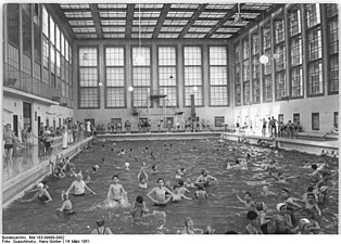La piscine en 1951.