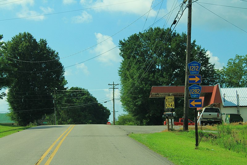 File:CR1223sRoad-OldUS31s-CR1212-CR1282signs (33042409450).jpg