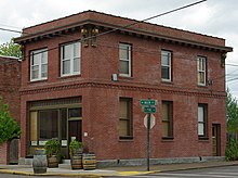 Carlton State and Savings Bank on Main Street is listed on the National Register of Historic Places. Carlton Oregon 105 W Main street.JPG