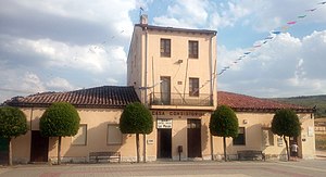 Casa consistorial de Valdezate.jpg