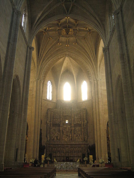 File:Catedral de Huesca 2.jpg